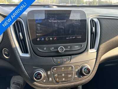 2025 Chevrolet Malibu, $20336. Photo 11