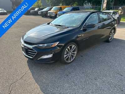 2025 Chevrolet Malibu, $20336. Photo 1