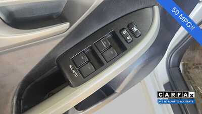 2013 Toyota Prius, $11598. Photo 10