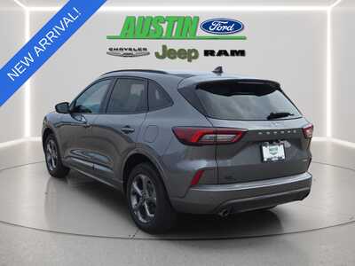 2024 Ford Escape, $26987. Photo 3