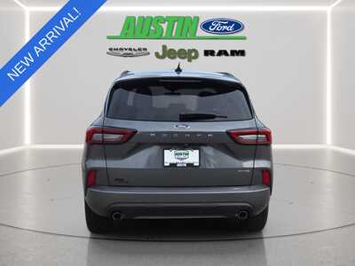 2024 Ford Escape, $26987. Photo 4