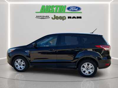2016 Ford Escape, $8340. Photo 2
