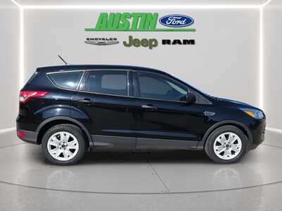 2016 Ford Escape, $8340. Photo 6