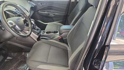 2016 Ford Escape, $8340. Photo 9