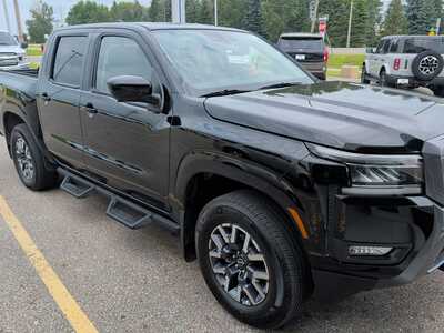2025 Nissan Frontier, $41630. Photo 5
