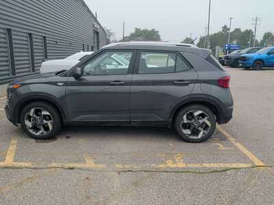 2025 Hyundai Venue, $20130. Photo 8