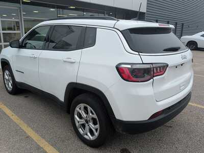 2025 Jeep Compass, $23040. Photo 3