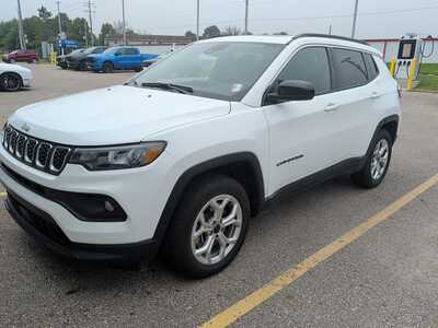 2025 Jeep Compass, $23040. Photo 1