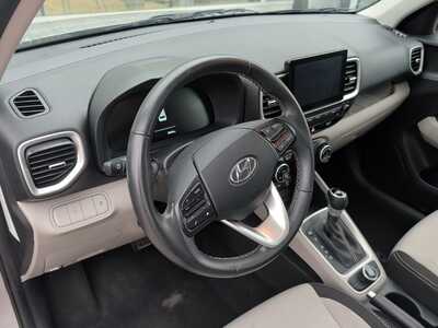 2025 Hyundai Venue, $20030. Photo 11