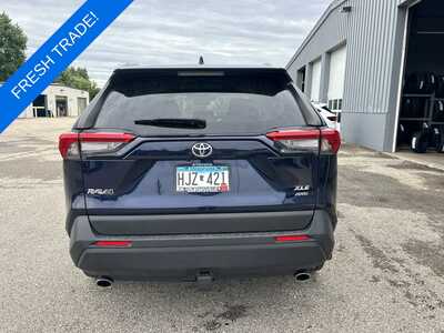 2019 Toyota RAV4, $25140. Photo 12