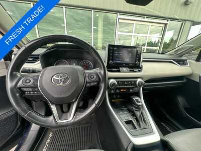 2019 Toyota RAV4, $25140. Photo 5