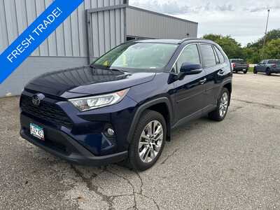 2019 Toyota RAV4, $25140. Photo 1