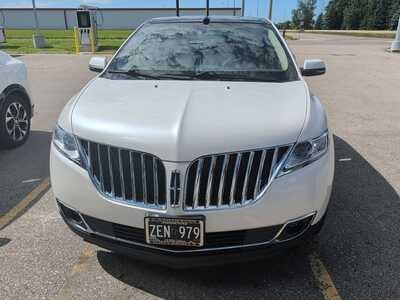 2015 Lincoln MKX, $16035. Photo 2
