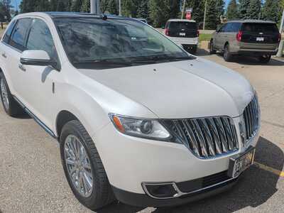 2015 Lincoln MKX, $16035. Photo 3
