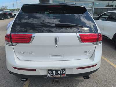 2015 Lincoln MKX, $16035. Photo 5