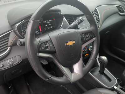 2022 Chevrolet Trax, $17870. Photo 10