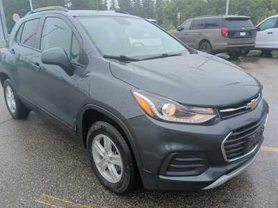 2022 Chevrolet Trax, $17870. Photo 3