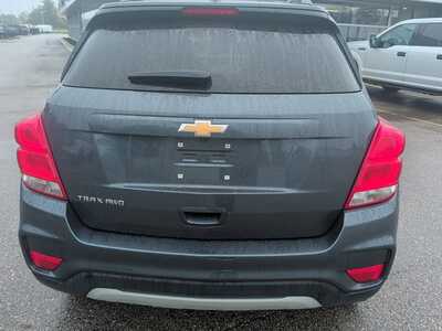 2022 Chevrolet Trax, $17870. Photo 6