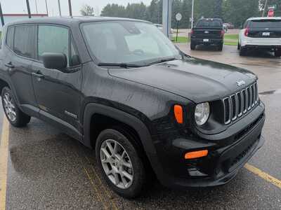2023 Jeep Renegade, $19340. Photo 7