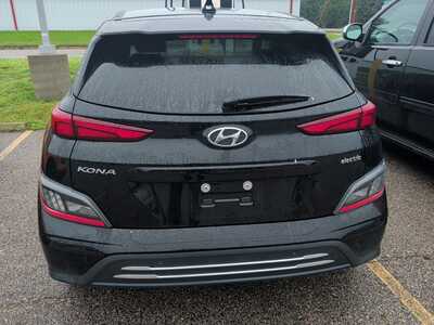 2023 Hyundai Kona Electric, $23850. Photo 3