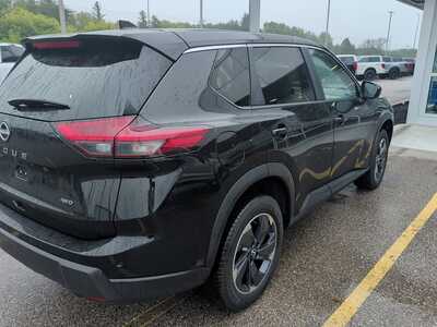 2025 Nissan Rogue, $21330. Photo 5