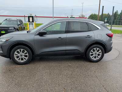 2023 Ford Escape, $24340. Photo 2
