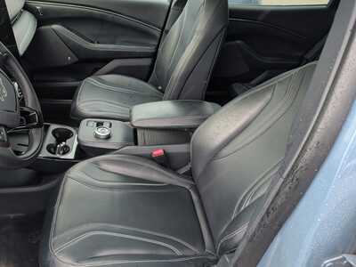 2023 Ford Mustang Mach-E, $28340. Photo 9