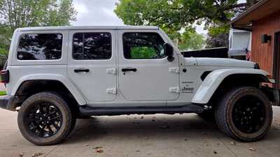 2021 Jeep Wrangler Unlimited, $26330. Photo 1