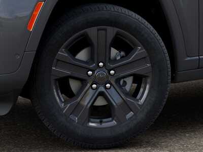 2027 Jeep Grand Cherokee L, $57384. Photo 8