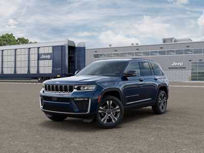 2027 Jeep Grand Cherokee, $48888. Photo 1