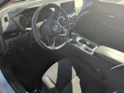 2023 Nissan Sentra, $17330. Photo 9