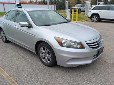 2012 Honda Accord, $8130. Photo 3