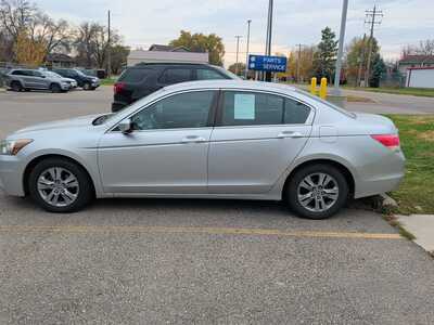 2012 Honda Accord, $8130. Photo 8