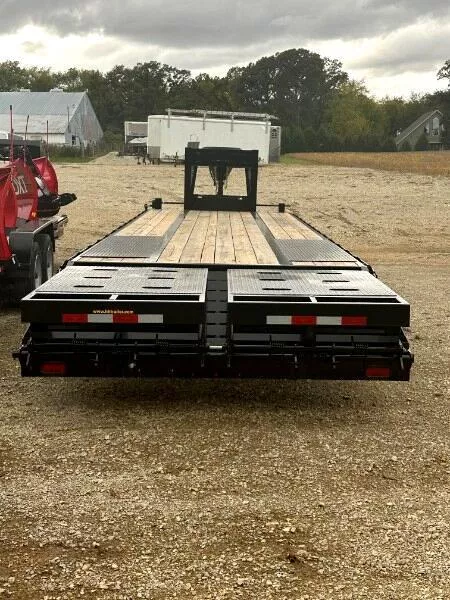 2025 H And H Trailer Gooseneck Deckover, $19500.00. Photo 5