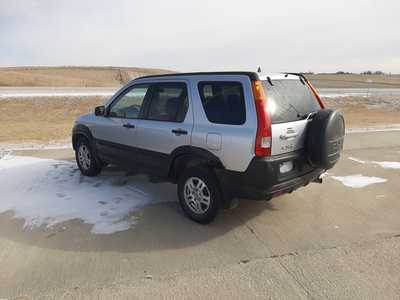 2002 Honda CR-V, $1900. Photo 5