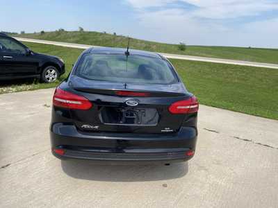 2016 Ford Focus, $3900. Photo 12