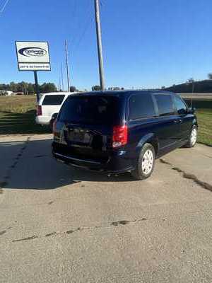 2015 Dodge Caravan, Grand, $5900. Photo 8