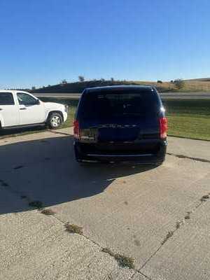 2015 Dodge Caravan, Grand, $6900. Photo 7