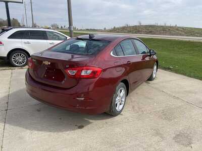 2016 Chevrolet Cruze, $8900. Photo 8