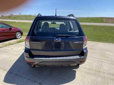 2016 Subaru Forester, $5900. Photo 5