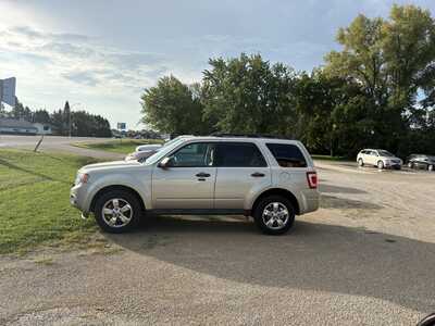 2010 Ford Escape, $7995. Photo 1
