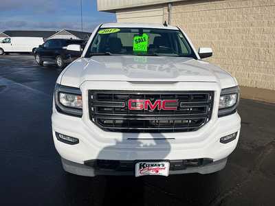 2017 GMC 1500 Crew Cab, $26482. Photo 2