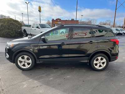 2019 Ford Escape, $15989. Photo 4