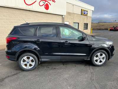 2019 Ford Escape, $15989. Photo 7