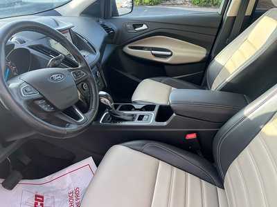 2019 Ford Escape, $15989. Photo 9