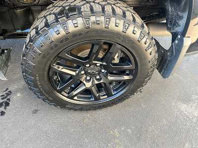 2022 Chevrolet 1500 Crew Cab, $31844. Photo 10