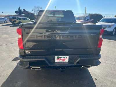 2022 Chevrolet 1500 Crew Cab, $31844. Photo 5