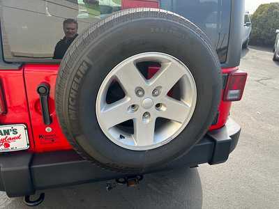 2016 Jeep Wrangler Unlimited, $17625. Photo 12