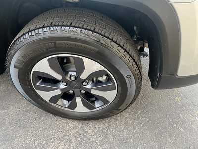 2023 Jeep Grand Cherokee, $32780. Photo 10