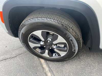 2023 Jeep Grand Cherokee, $32780. Photo 11